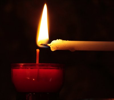 candle-2738529_by_pixel2013_cc0-gemeinfrei_pixabay_pfarrbriefservice