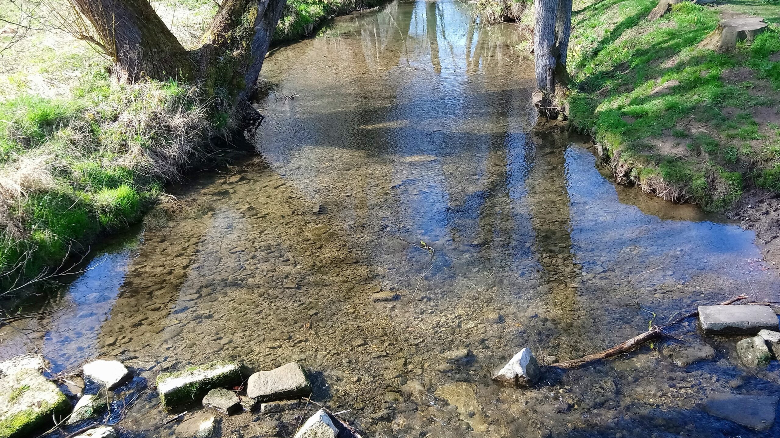 Das Flüsschen Aa lud zur Station ein.