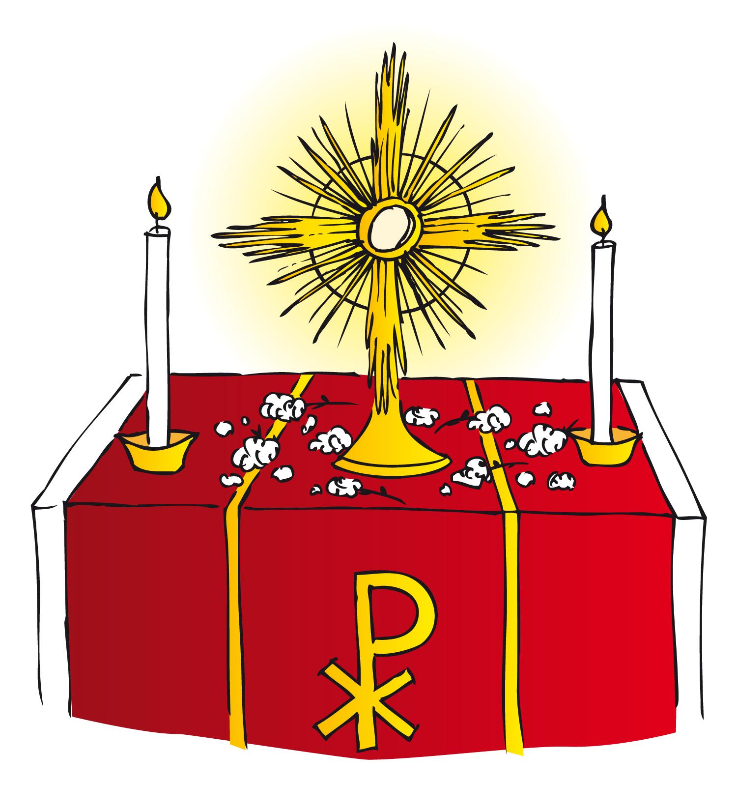Goldene Monstranz und Kerzen auf rotem Altar mit christlichem Symbol.